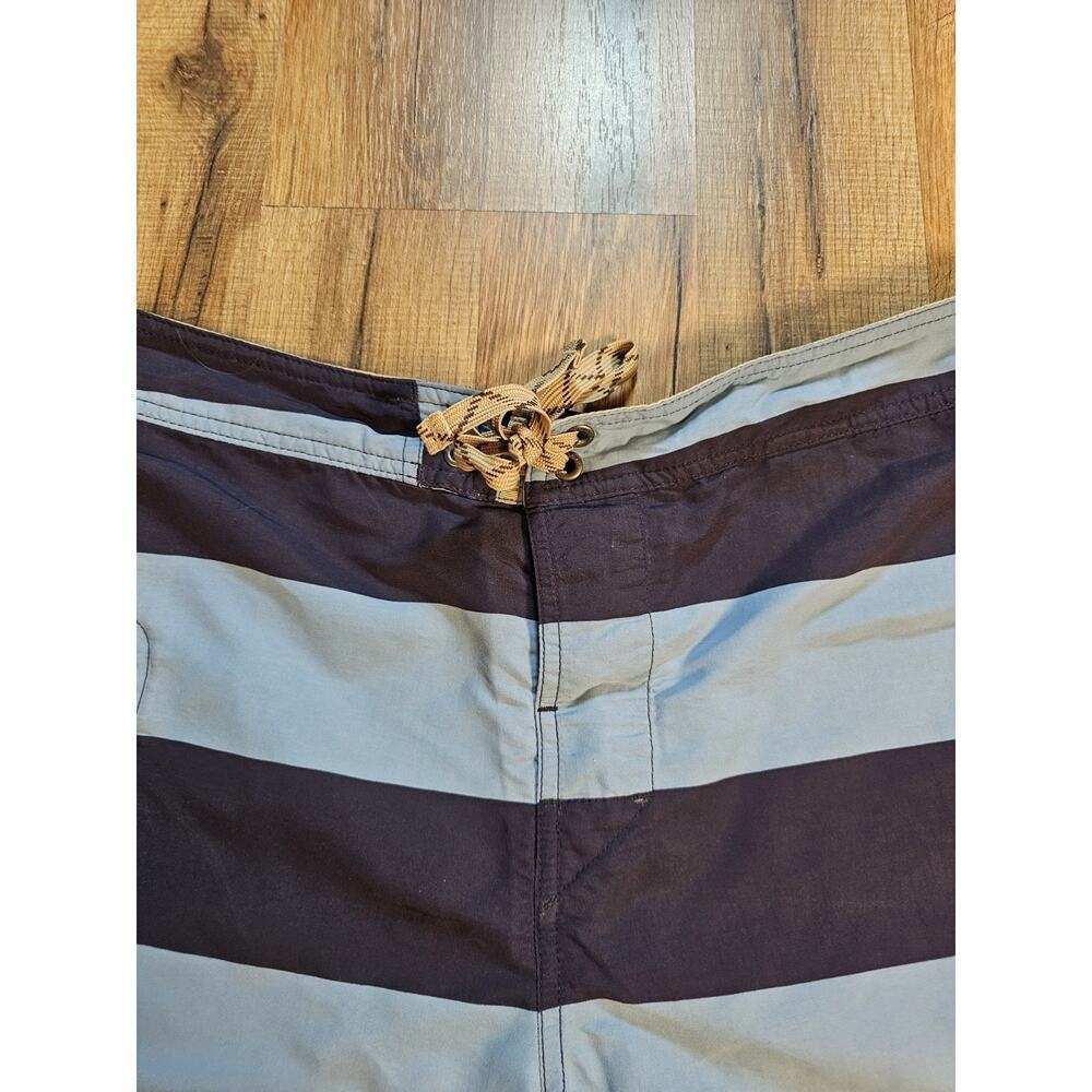 Patagonia Printed Wavefarer Board Shorts Men's Size 35 50+UPF Quick Dry - Picture 4 of 7
